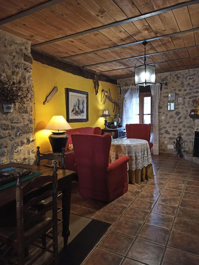 La Hueta Bajo Villa Orcera Dış mekan fotoğraf